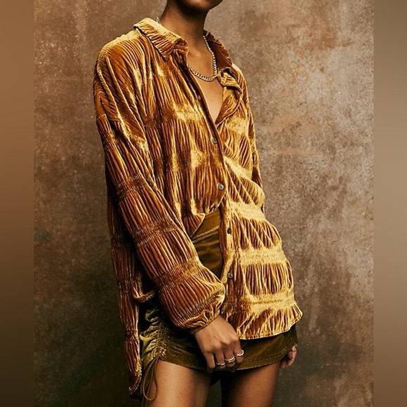 Free People Tops - Anthropologie Free People My Best Spiced Ginger Oversized Crinkled Velvet Blouse